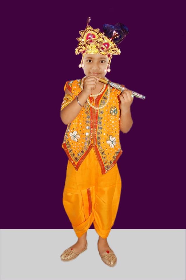 Little Vishwa Bharatiyans dressed up as Radha/ Krishna on Janamashtmi